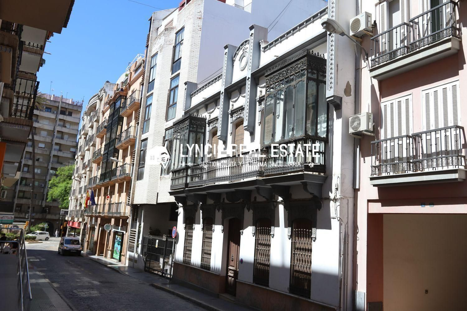 La histórica y misteriosa casa-palacio de Huelva que se encuentra a la venta