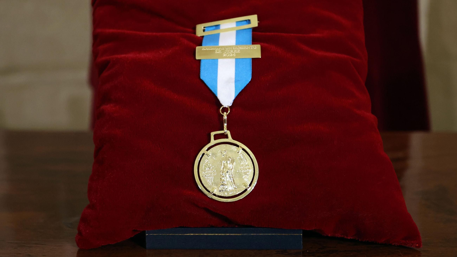 Imágenes de la Medalla de Oro de Jerez a la Academia San Dionisio