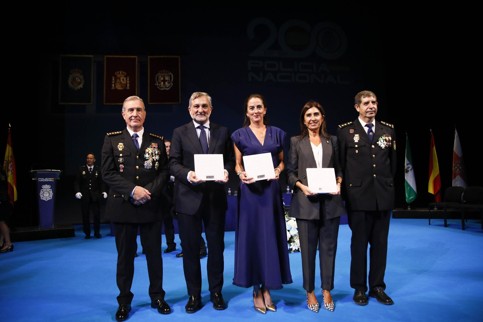 Las imágenes de la celebración del Patrón de la Policía Nacional en Almería, los Santos Ángeles Custodios