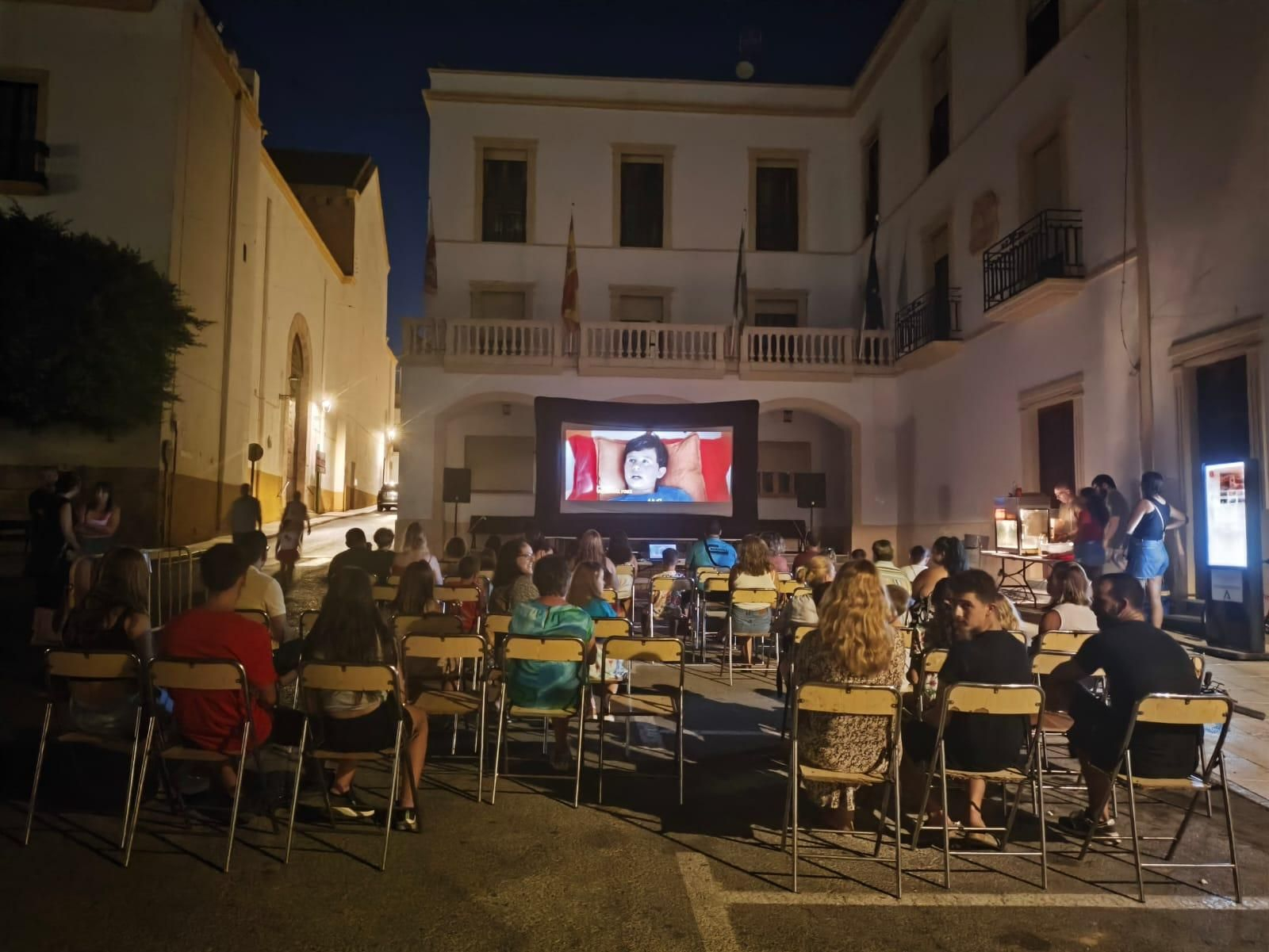 Noche de cine en la Plaza Cristo de la Luz.