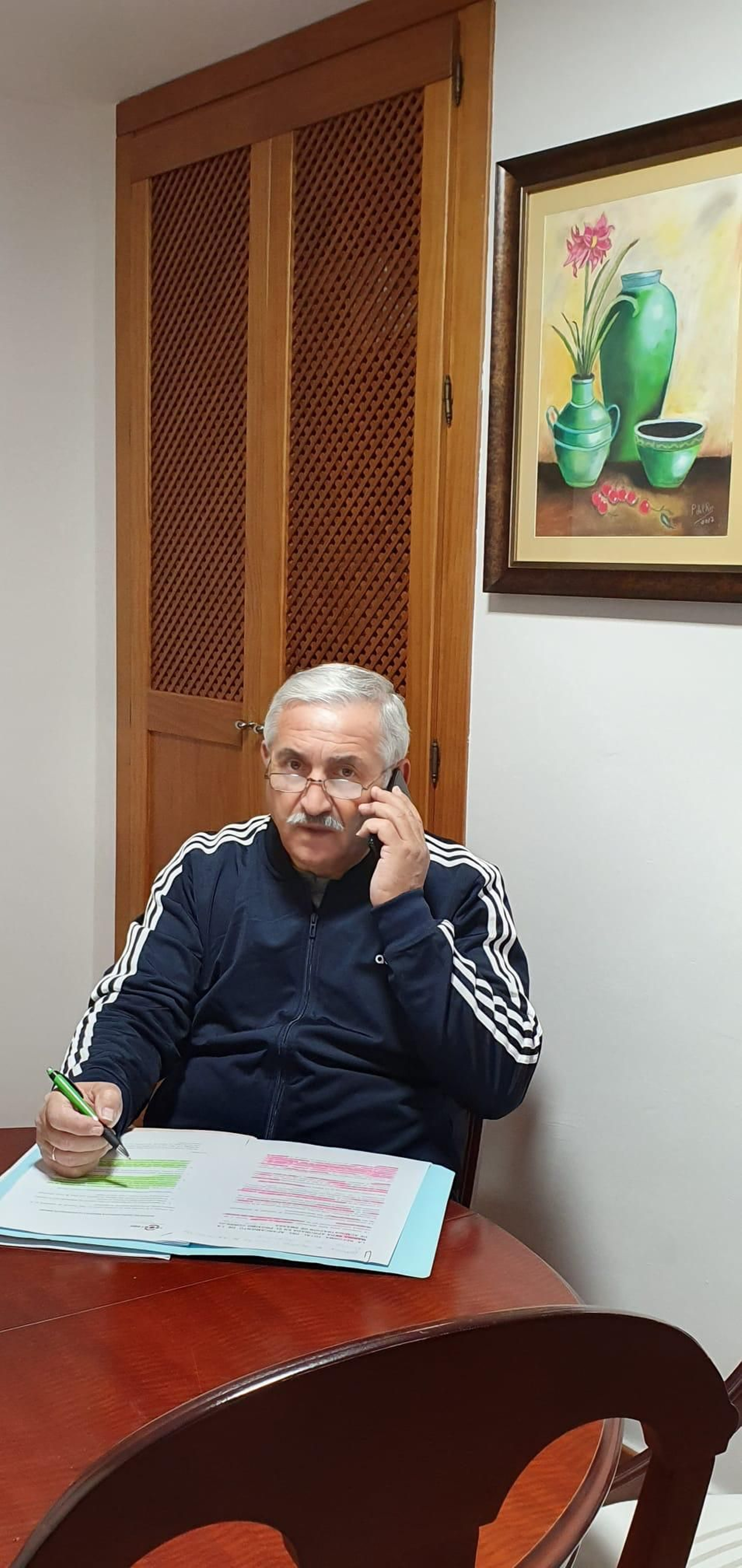 José del Río, en contacto telefónico desde su casa.