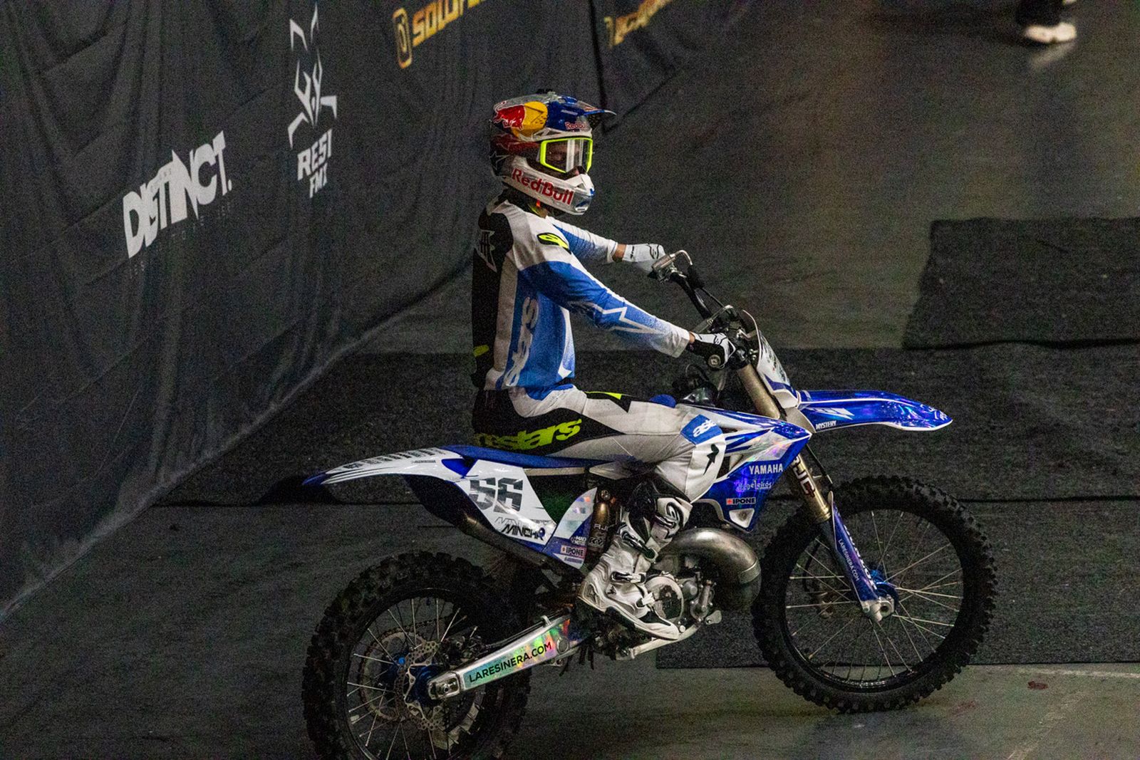 En imágenes: el Olivo Arena vibra con piruetas y motor en estado puro en el Soloflow Freestyle (2)