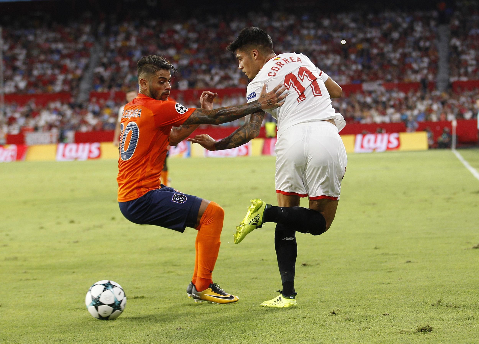 Las imágenes del Sevilla-Basaksehir