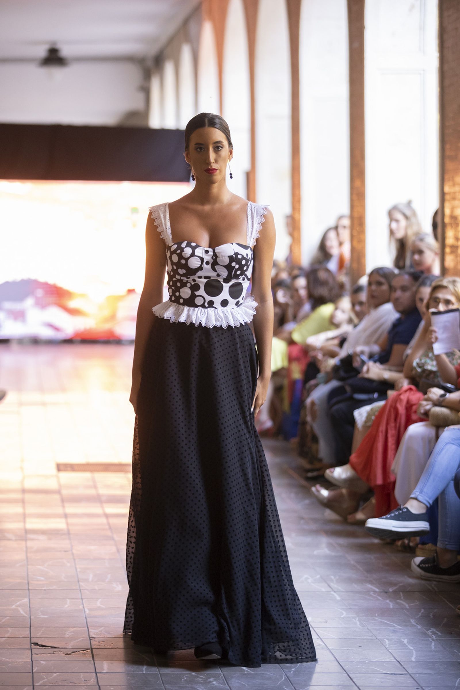 Imágenes del desfile 'Huelva provincia de moda' en la Gran Vía