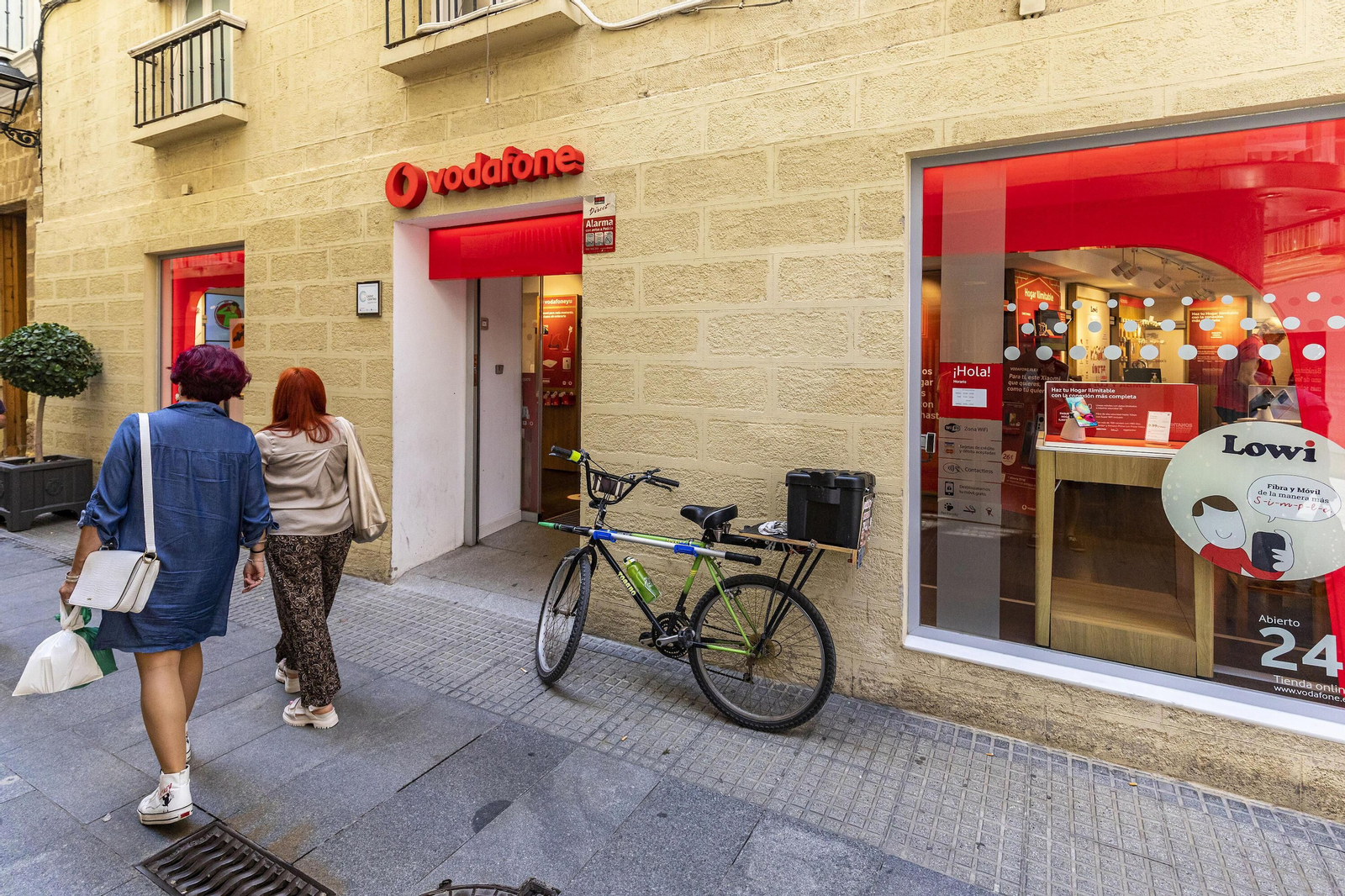 Columla y Ancha, imágenes de referentes del comercio en Cádiz