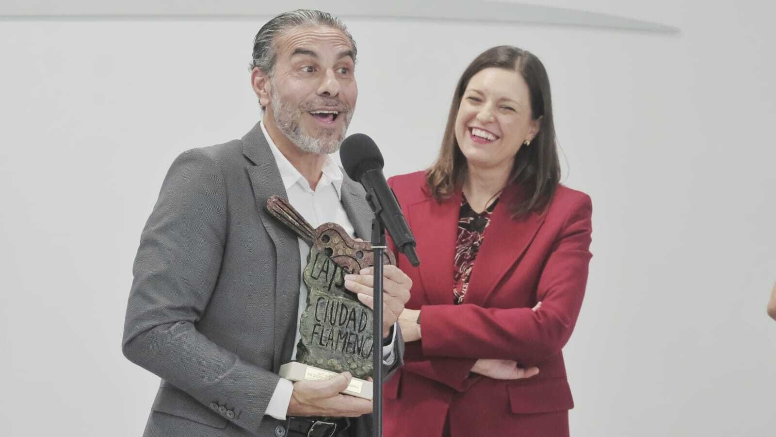 Premios de La Isla Ciudad Flamenca a Pedro El Granaíno y Claudia La Debla