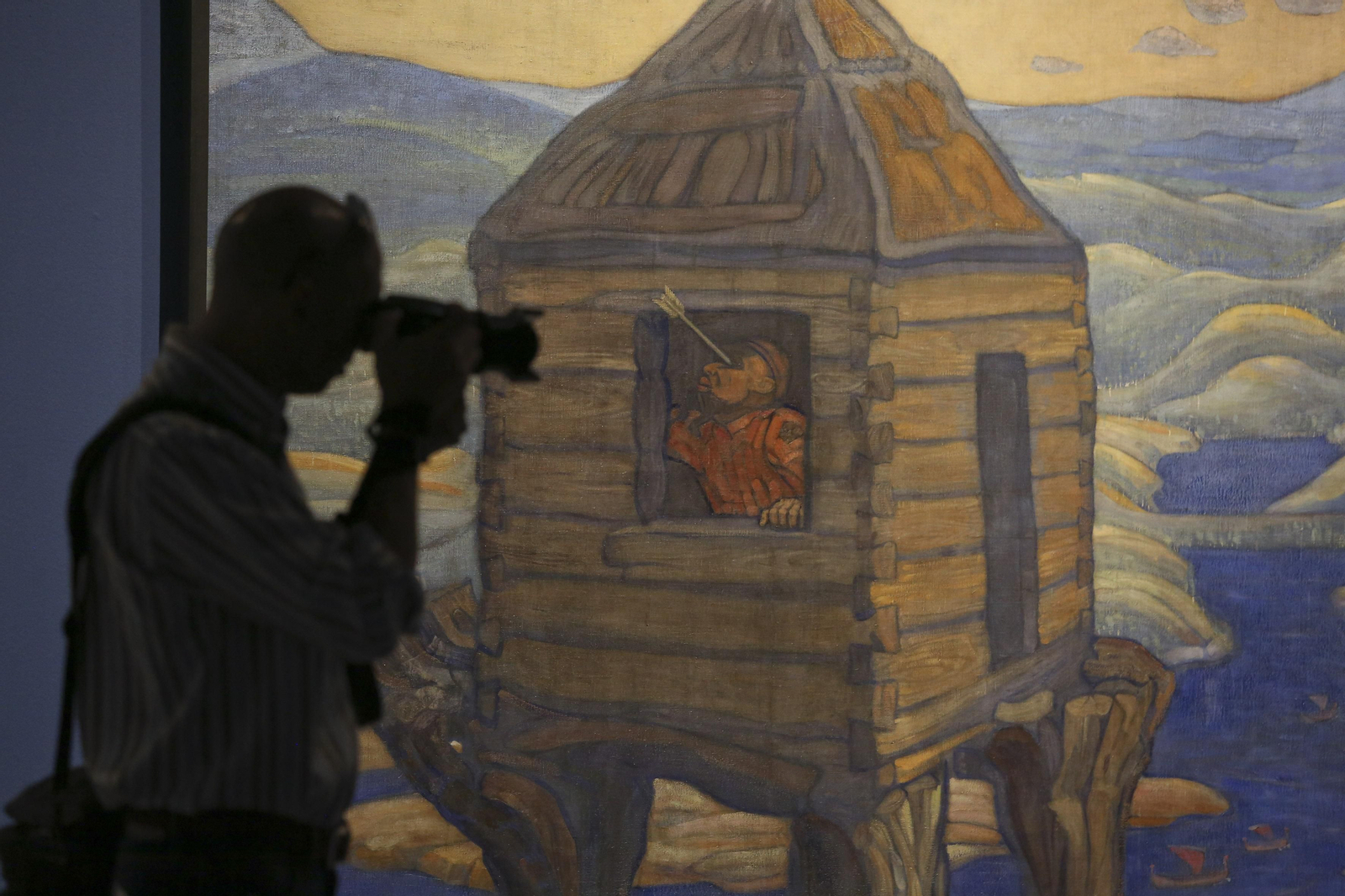 Las exposiciones 'En busca de Shambhala' y 'Poesía y Vida', dedicadas respectivamente a Nikolái Roerich y Anna Ajmátova