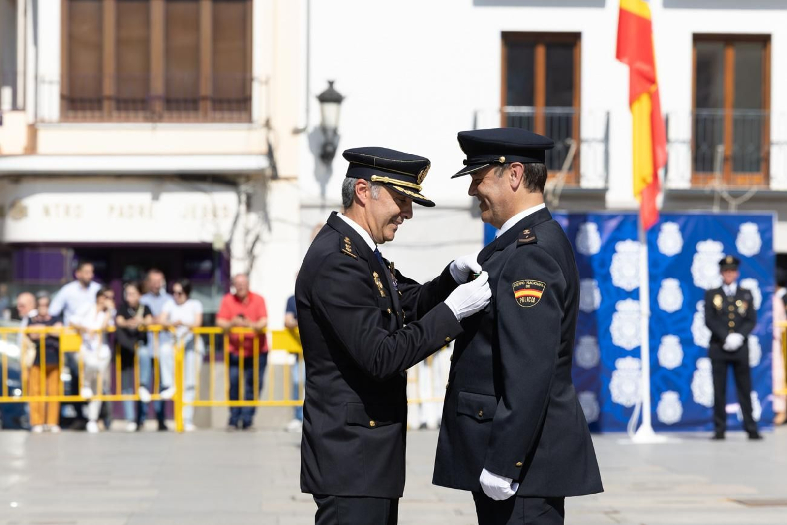 Acto por el día de la Policía Nacional, con motivo de la festividad los Santos Ángeles Custodios