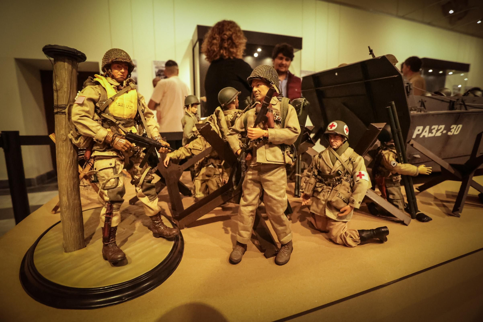 Imágenes de la exposición de maquetas de la II Guerra Mundial en los Claustros de Jerez Imágenes de la exposición de maquetas de la II Guerra Mundial en los Claustros de Jerez