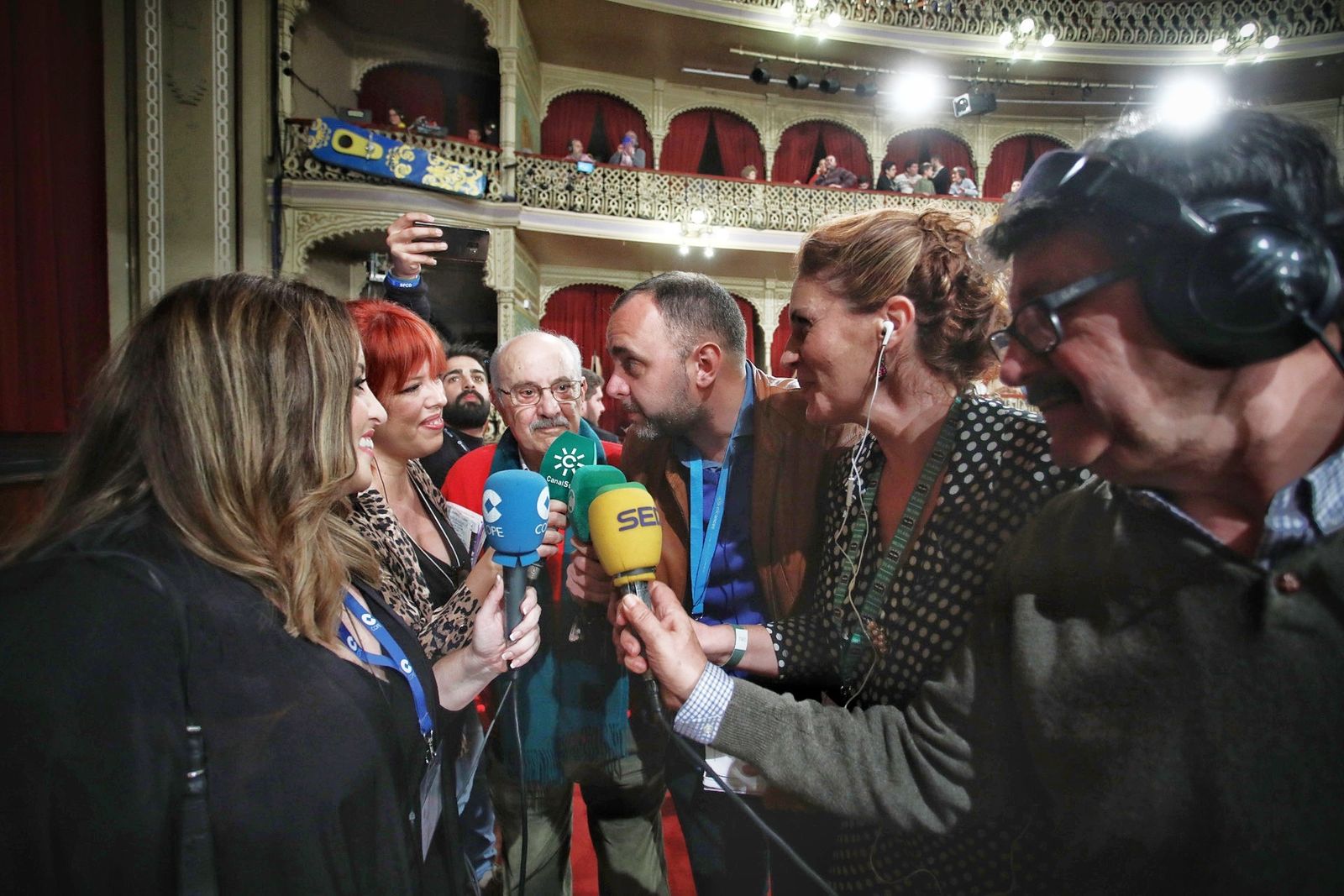 Un momento de la conexión conjunta de las emisoras.
