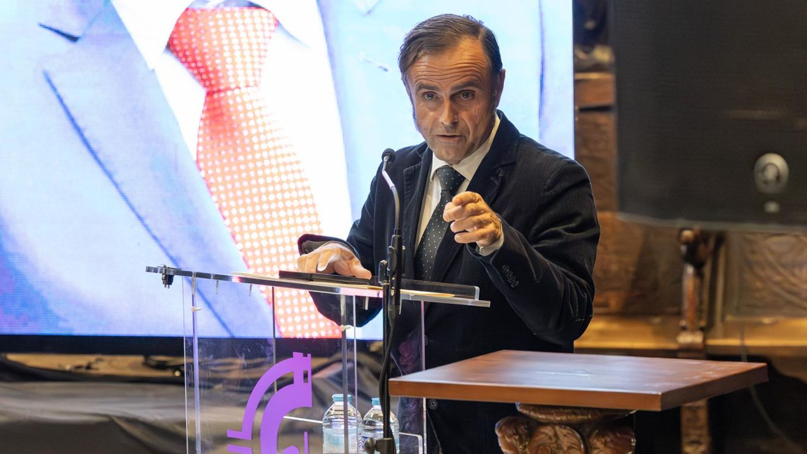 Inauguración de la exposición 'The Mistery Man'