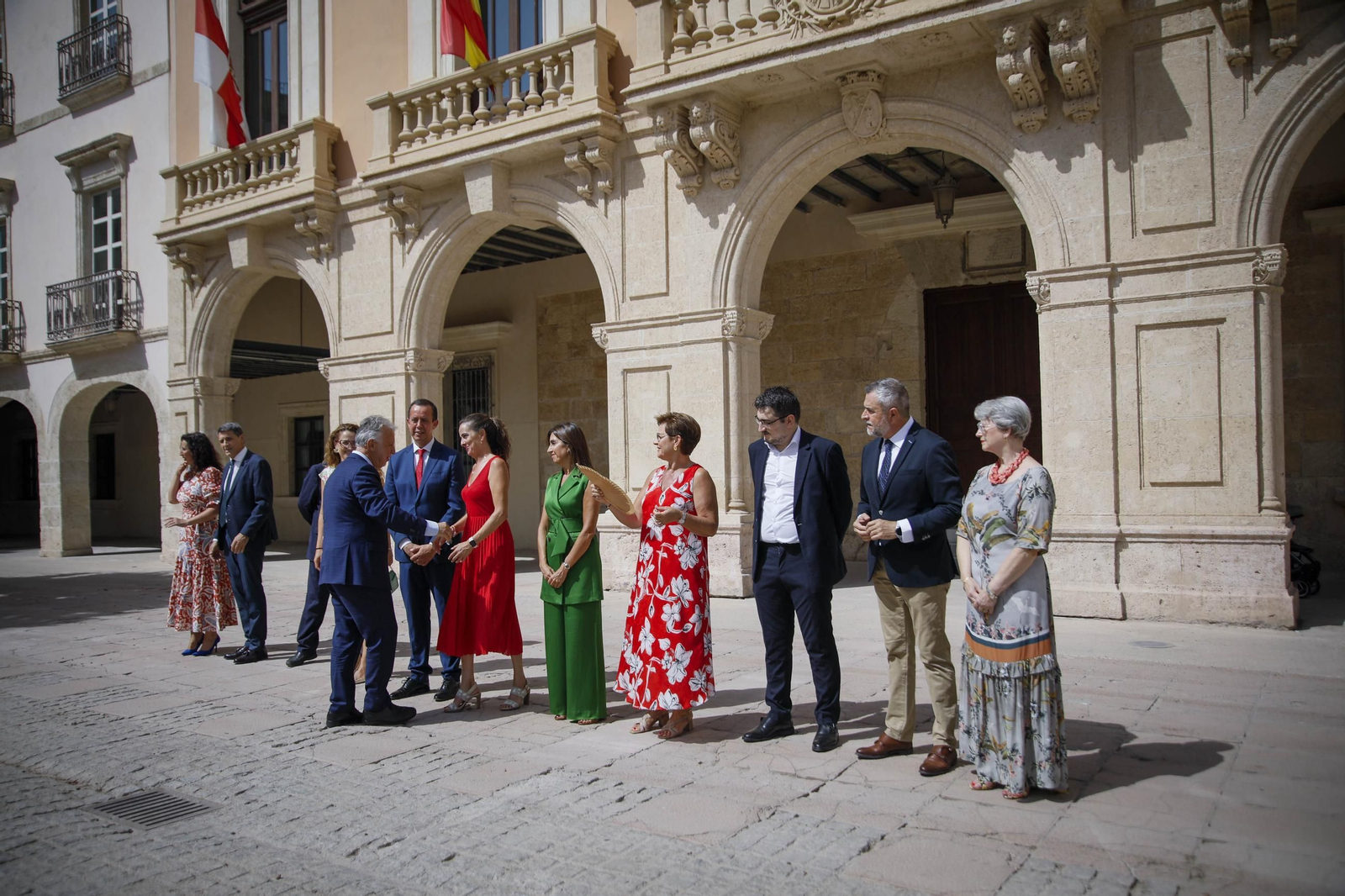 Placa de memoria histórica en el monumento de los coloraos, en imágenes