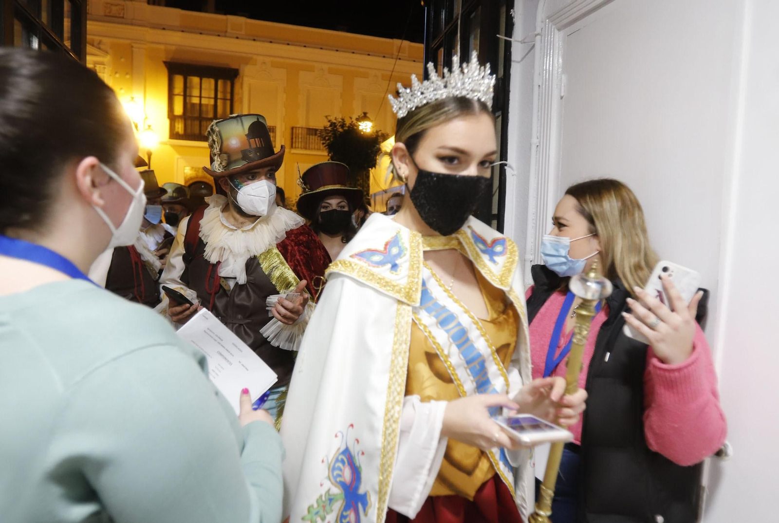 Imágenes del ambiente en el primer día del concurso de agrupaciones del Carnaval Colombino