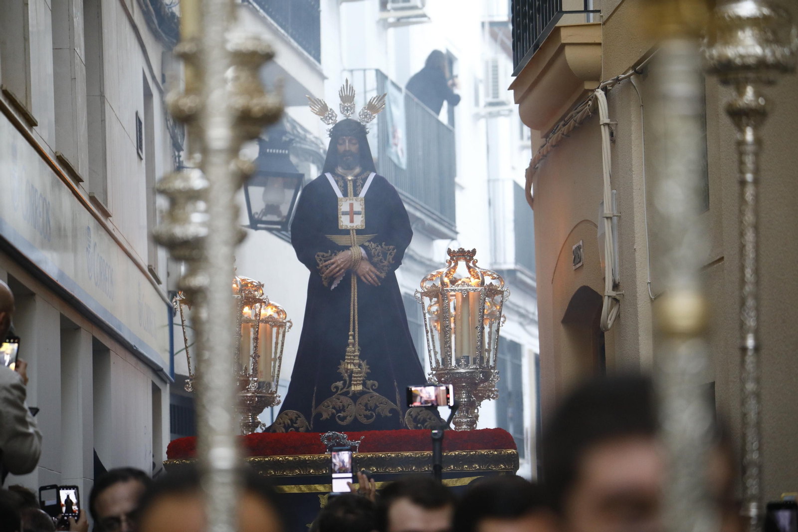 El traslado de Nuestro Padre Jesús Nazareno Rescatado, en imágenes