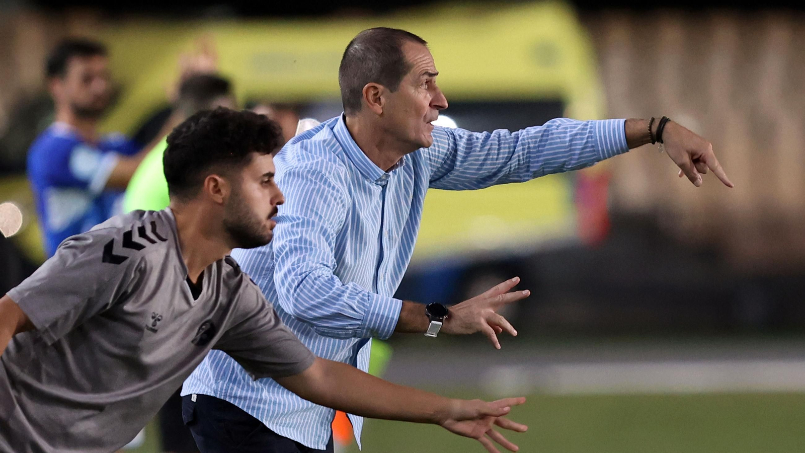 Imágenes del Xerez DFC contra el Atlético Antoniano en Chapín
