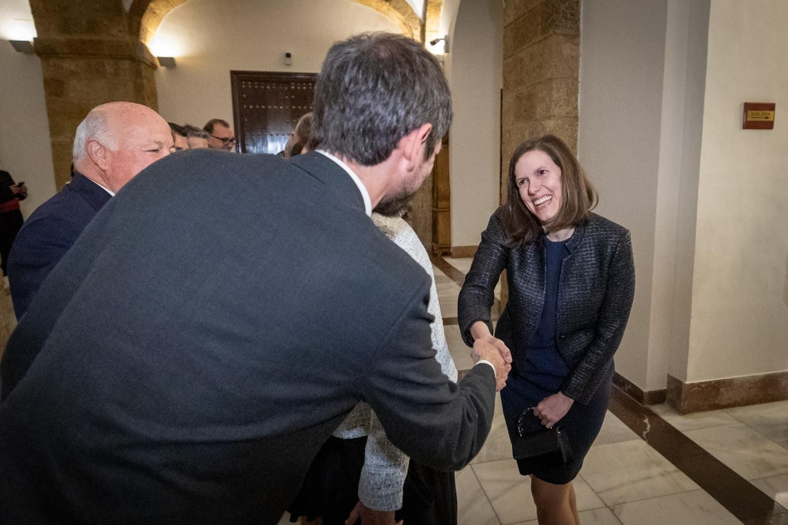 Las imágenes de la cena de los premiados con la Medalla de Oro de las Bellas Artes en la Diputación de  Cádiz