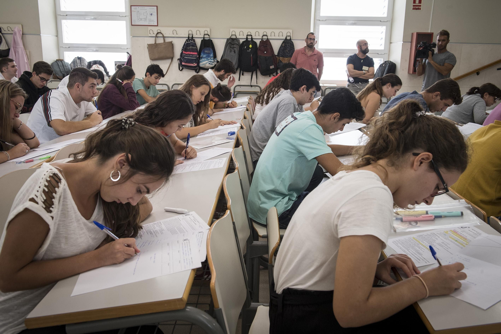 Los centros universitarios buscarán métodos para adecuar las pruebas de evaluación.