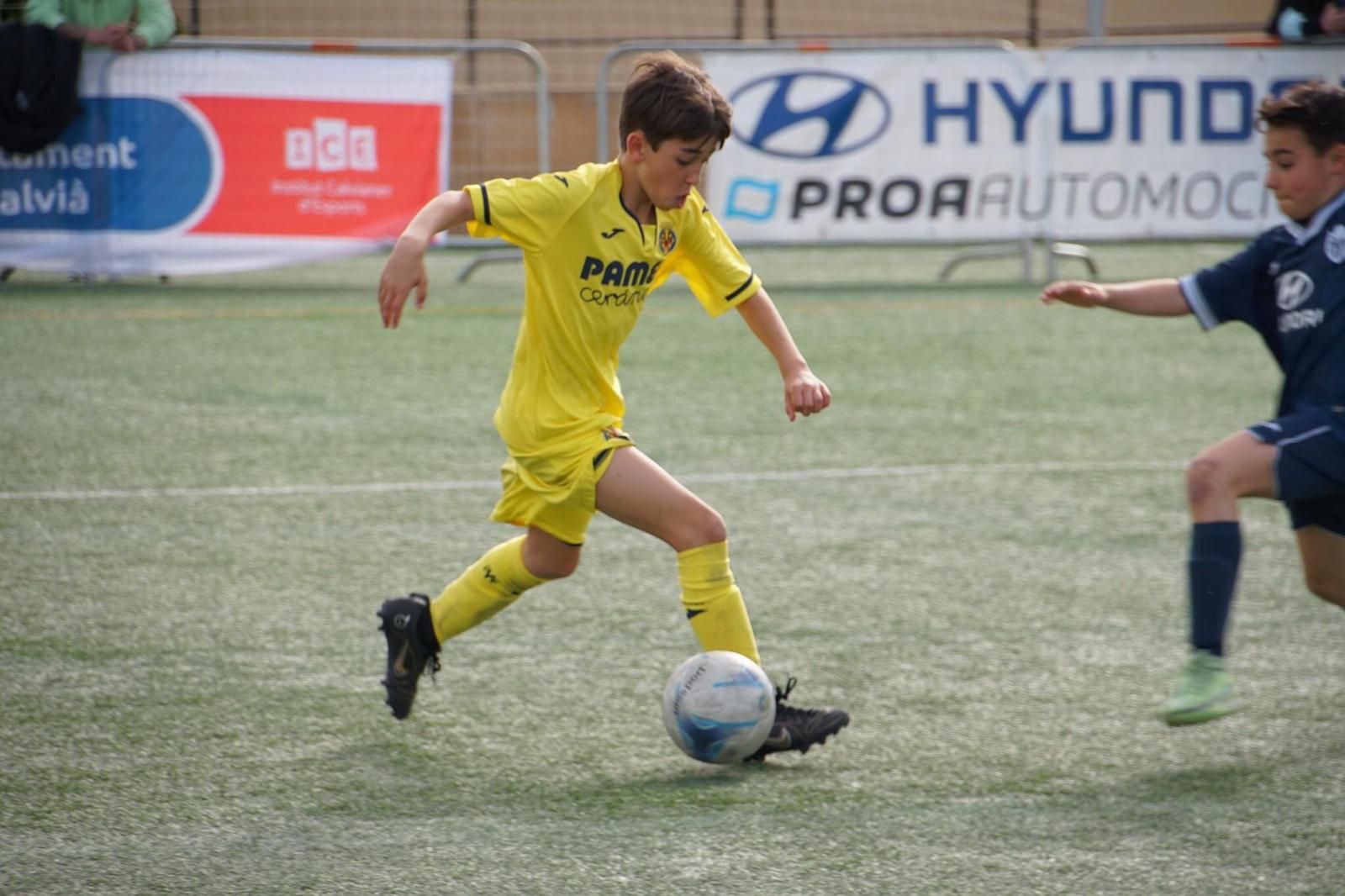 El linense Hugo Pérez, en un partido con el Villarreal