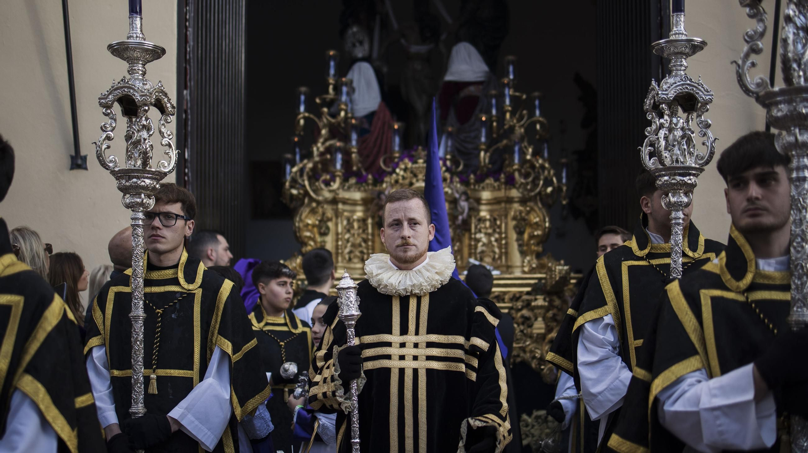 Imágenes de la Hermandad de la Soledad en el Viernes Santo de Jerez 2025