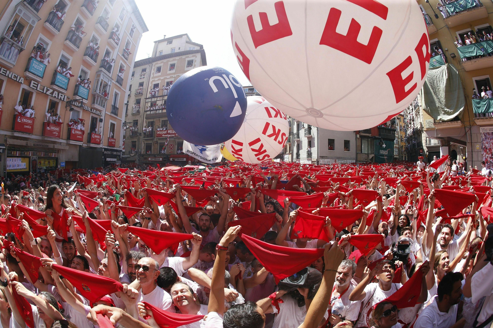 Los mejores momentos del Chupinazo de Sanfermines 2019