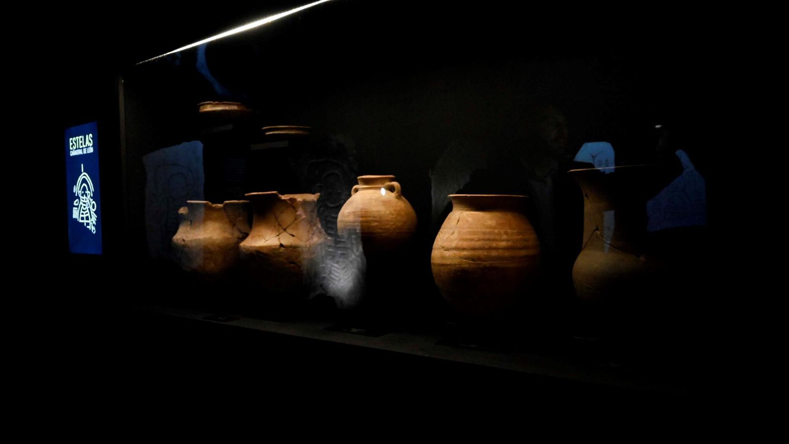 Objetos procedentes del ajuar de las tumbas