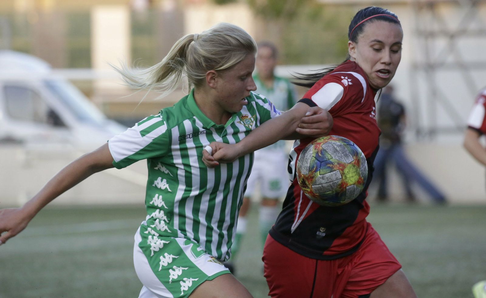 Lance del partido entre el Betis Féminas y el Rayo del fin de semana.