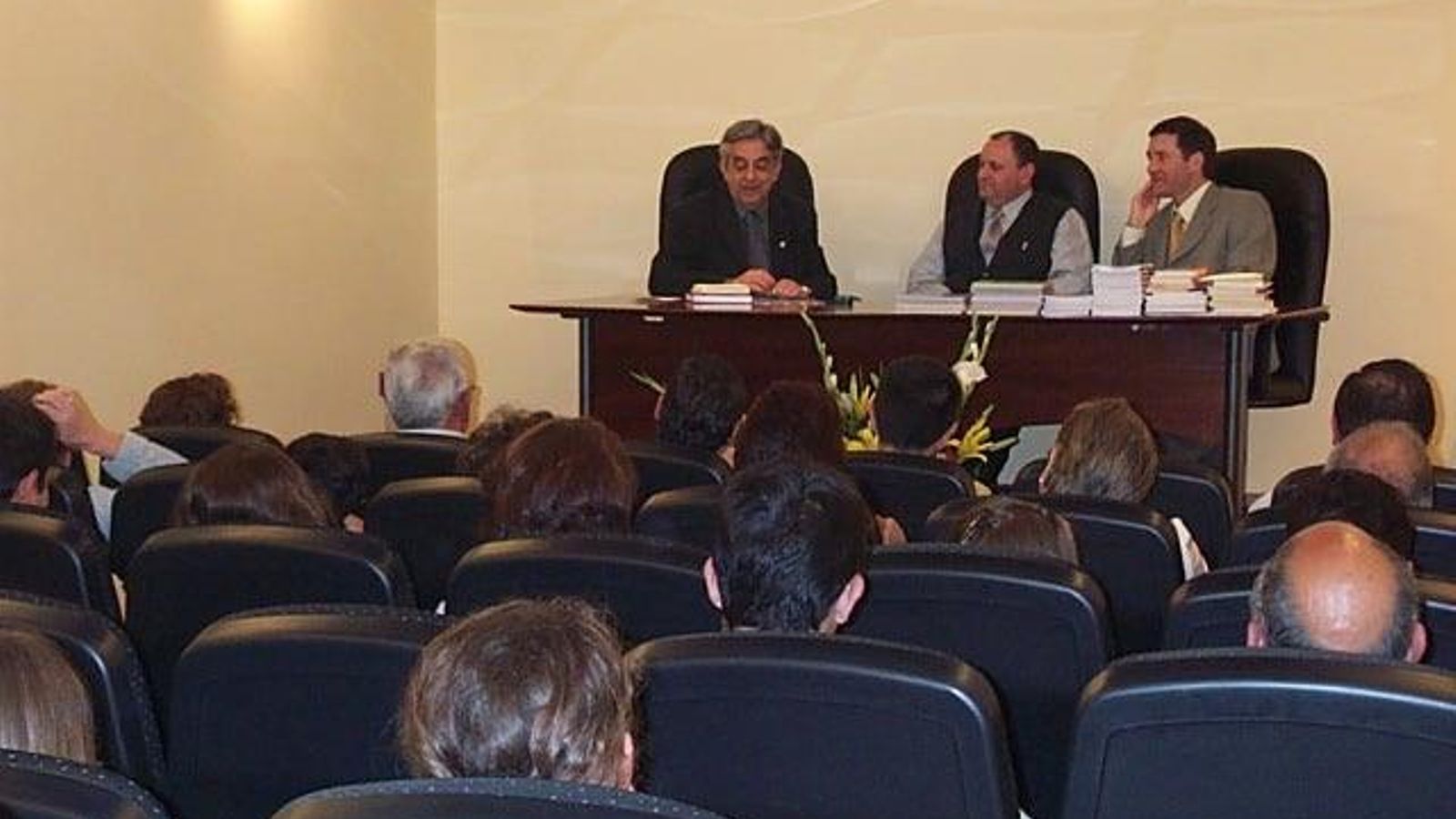 Entrega del Pero de Oro a A. R. Almodóvar en 2001.