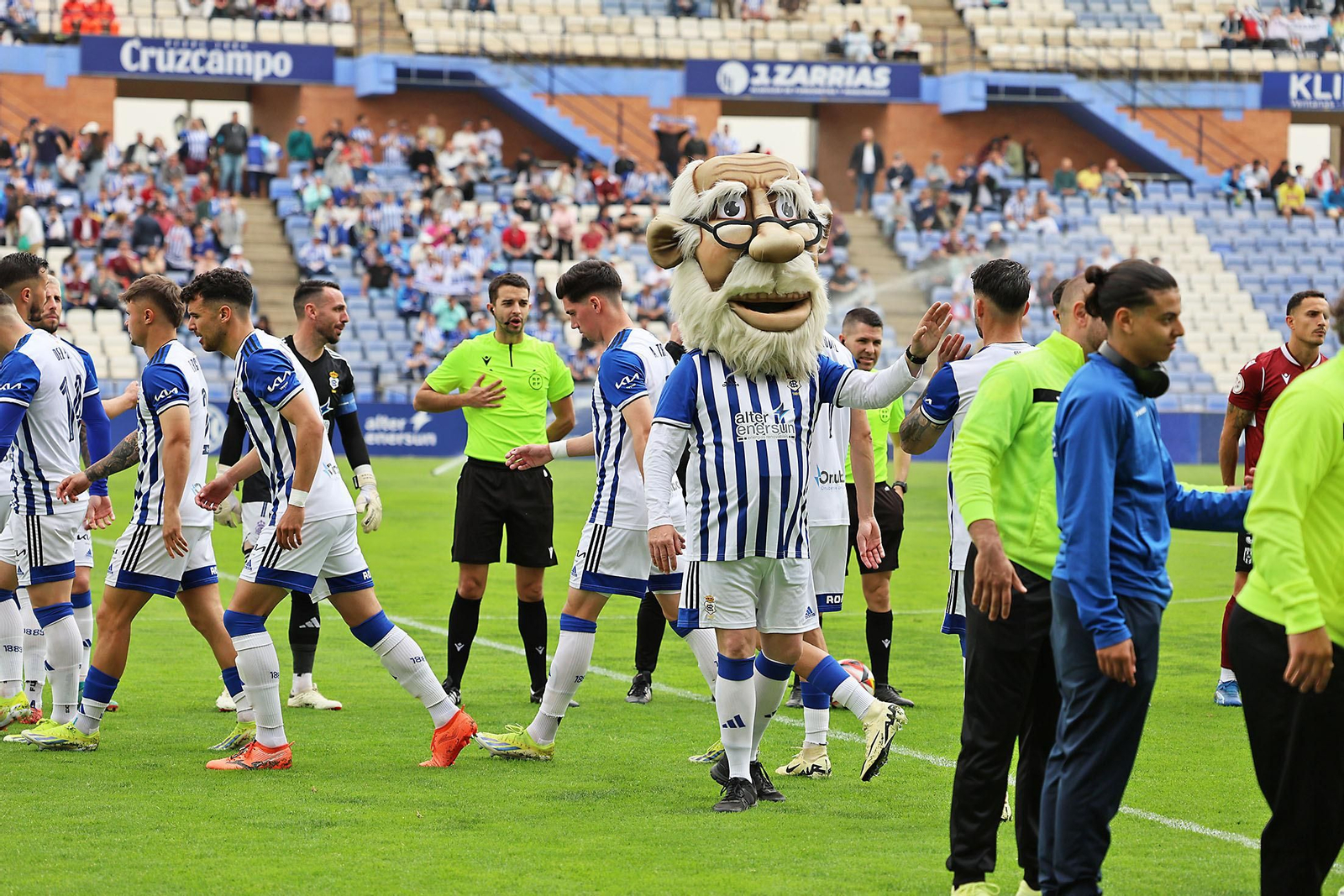 Imágenes del encuentro entre el Recreativo de Huelva y la AD Mérida