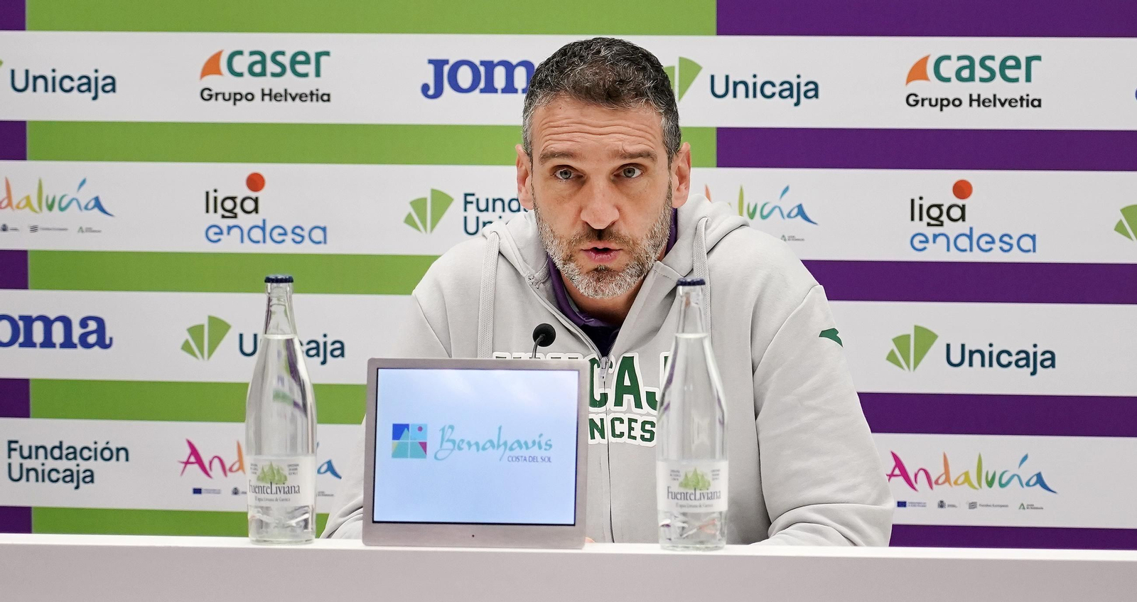 Ibon, en sala de prensa.