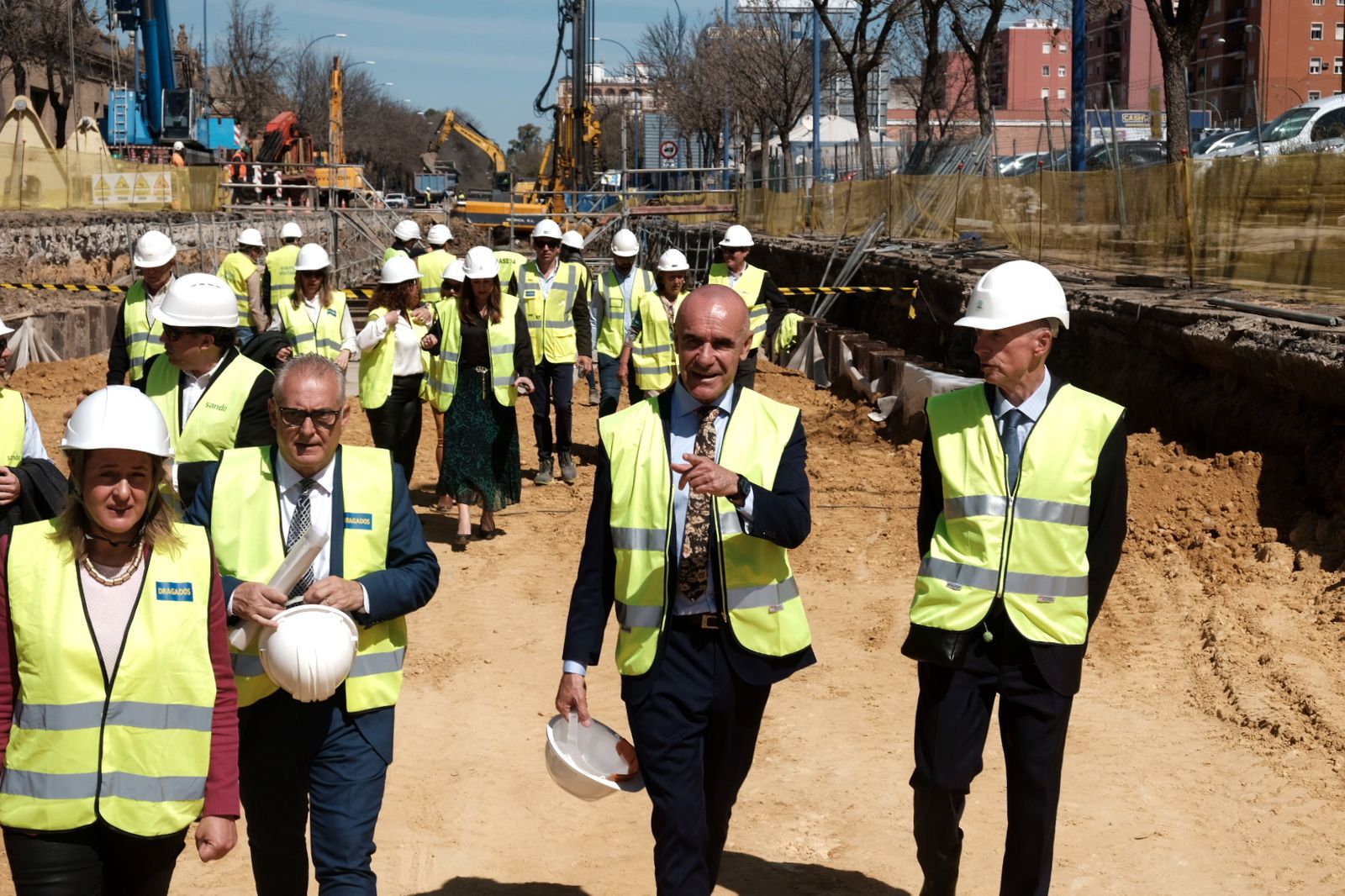 Muñoz visita las obras de los colectores para evitar inundaciones.