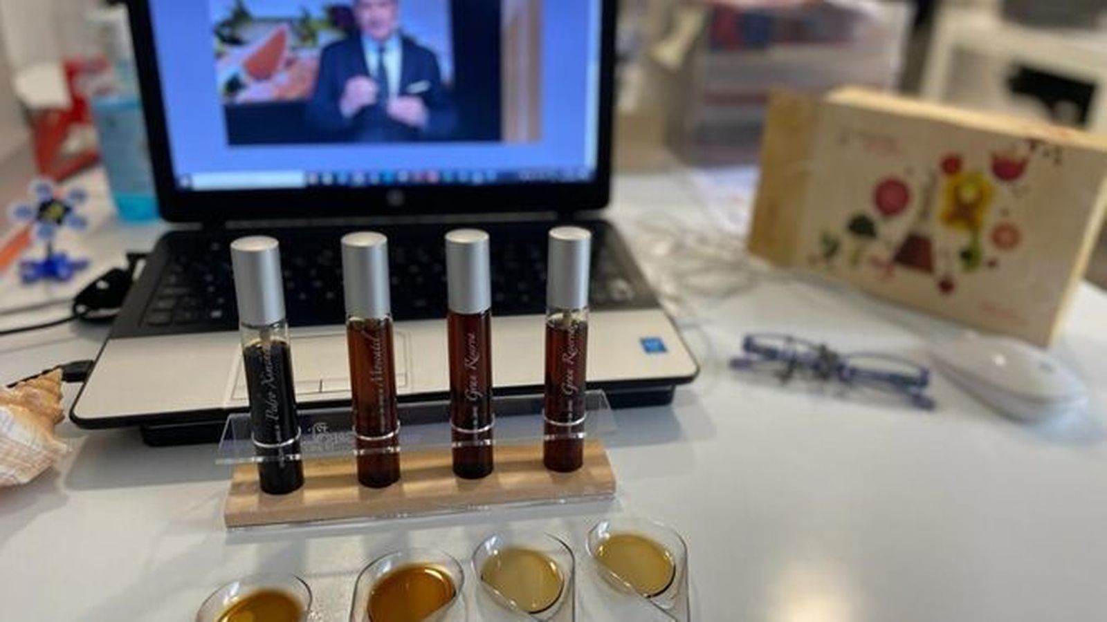 Detalle de los cuatro diferentes vinagres de la cata organizada con motivo de los 25 años de la DOP Vinagre de Jerez.