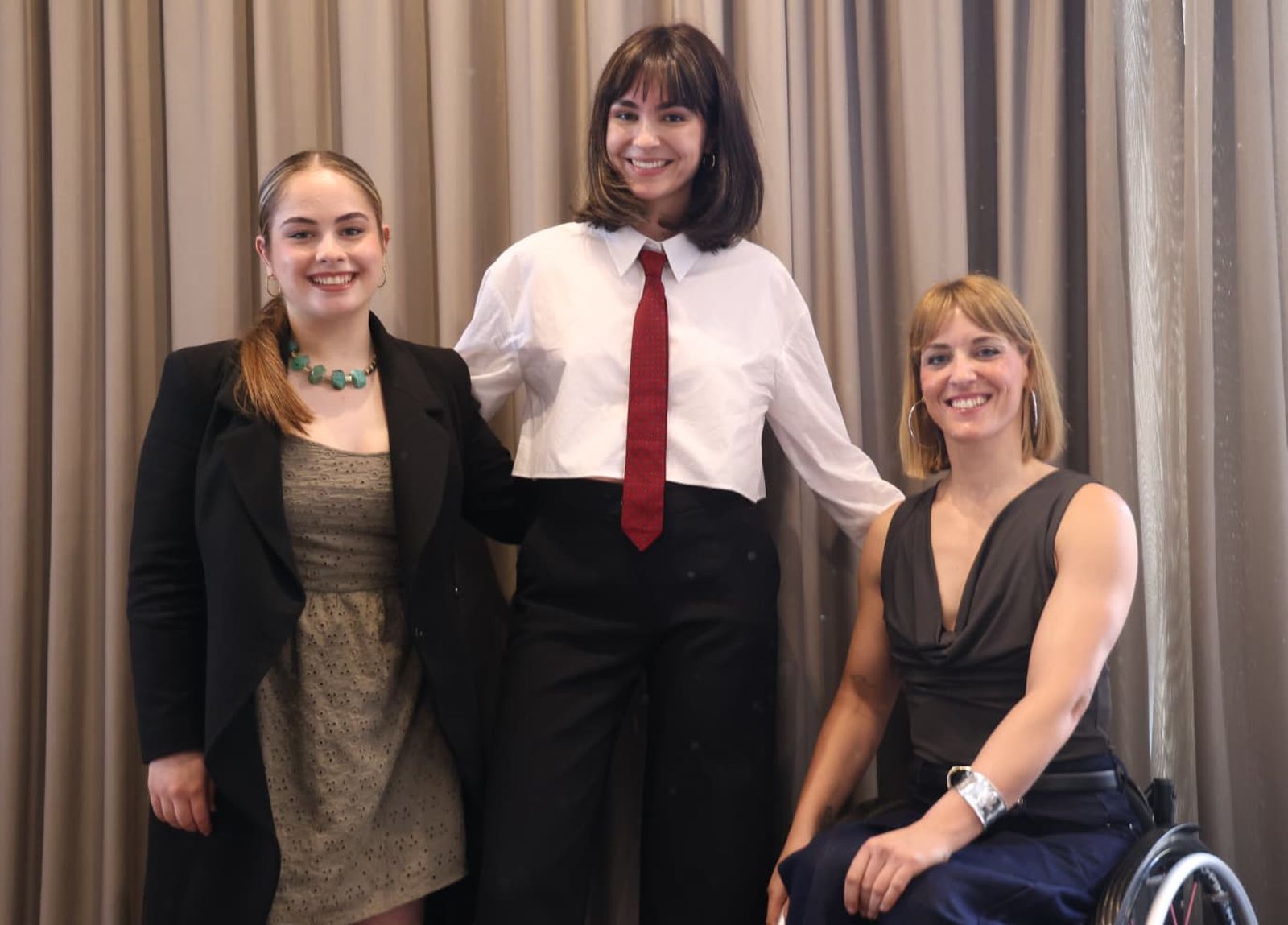 El equipo del largometraje 'Todos los Colores'