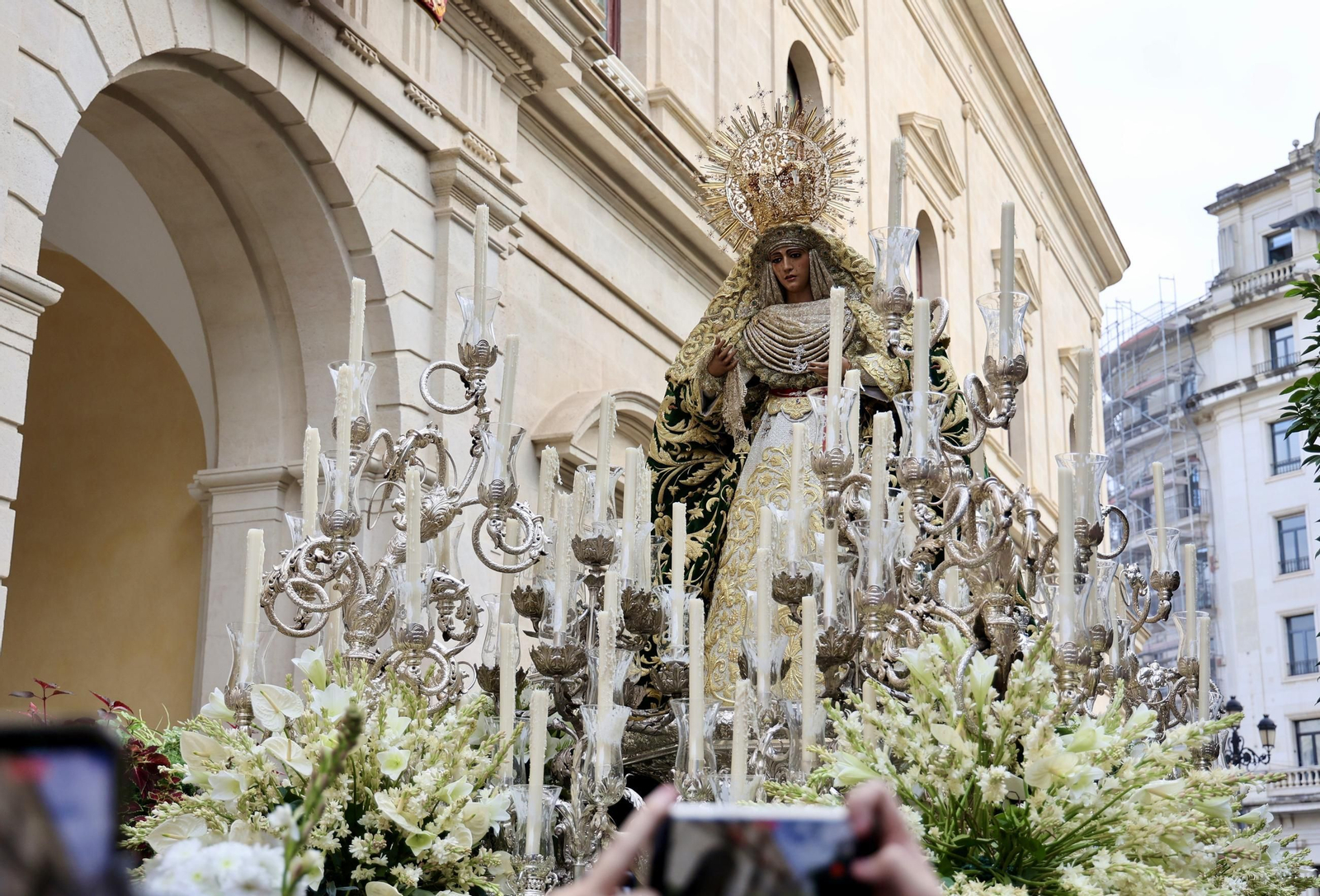 Regreso de la Esperanza a Triana