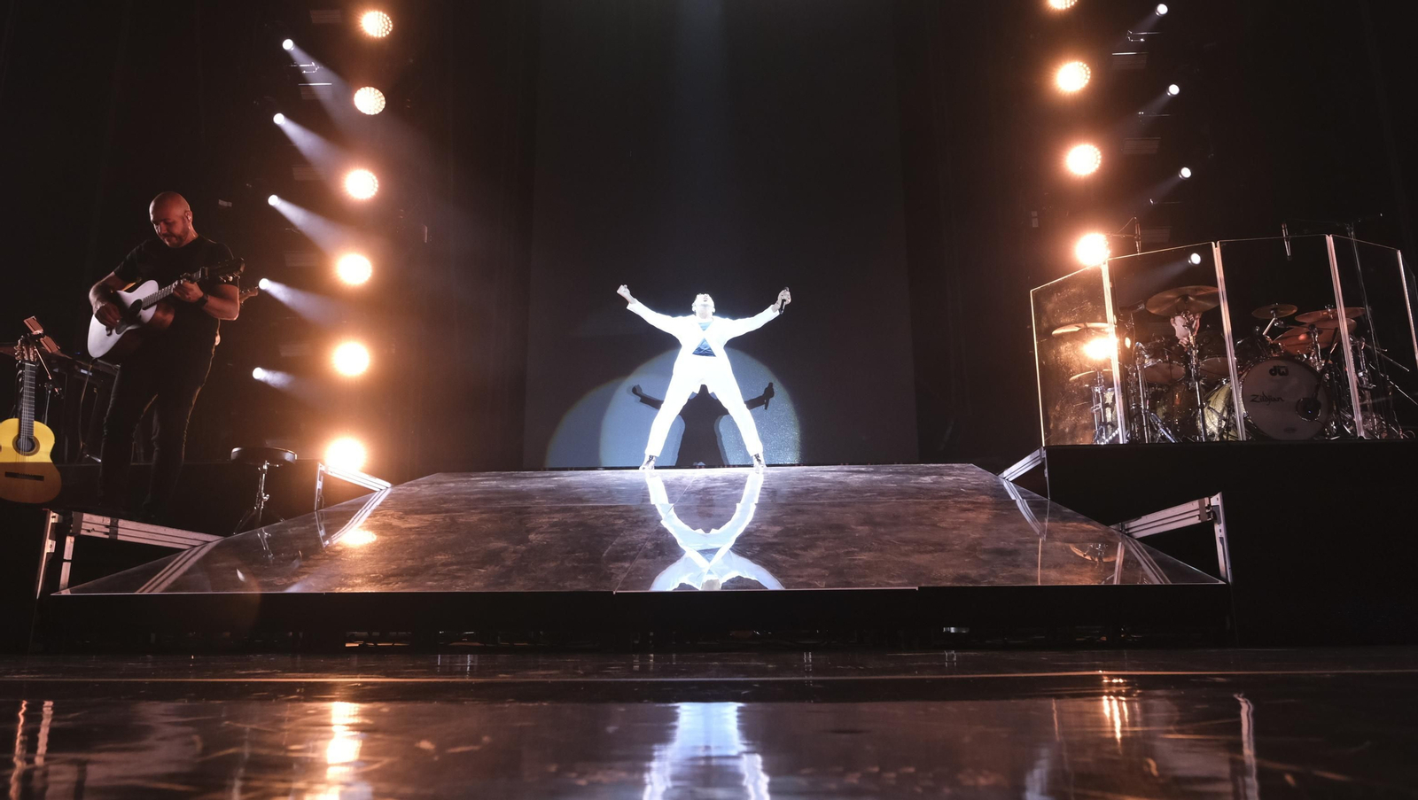 David Bisbal arrasa en su concierto de Roquetas de Mar