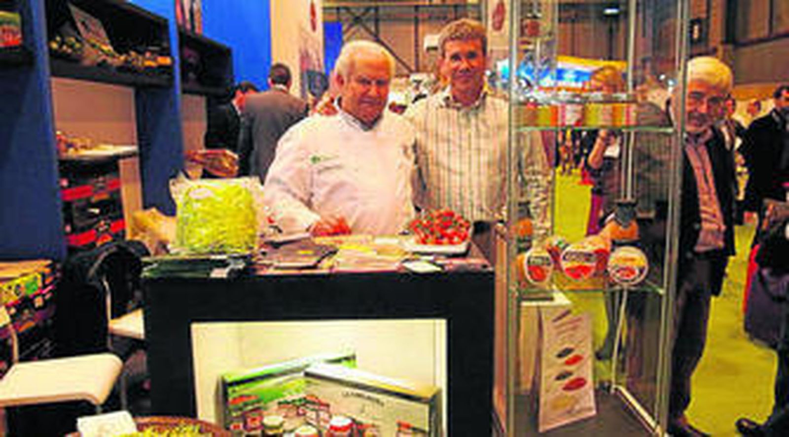 Antonio Gázquez, chef de La Gergaleña, con el presidente Pedro Caparrós.