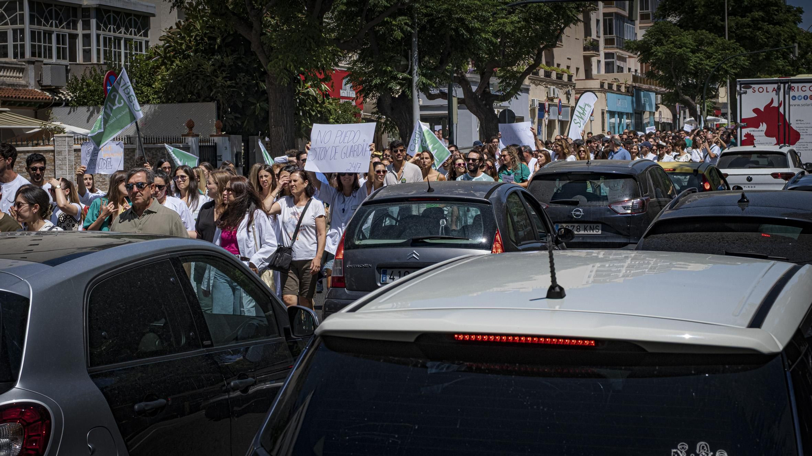 Las imágenes de la jornada de huelga de médicos en Cádiz