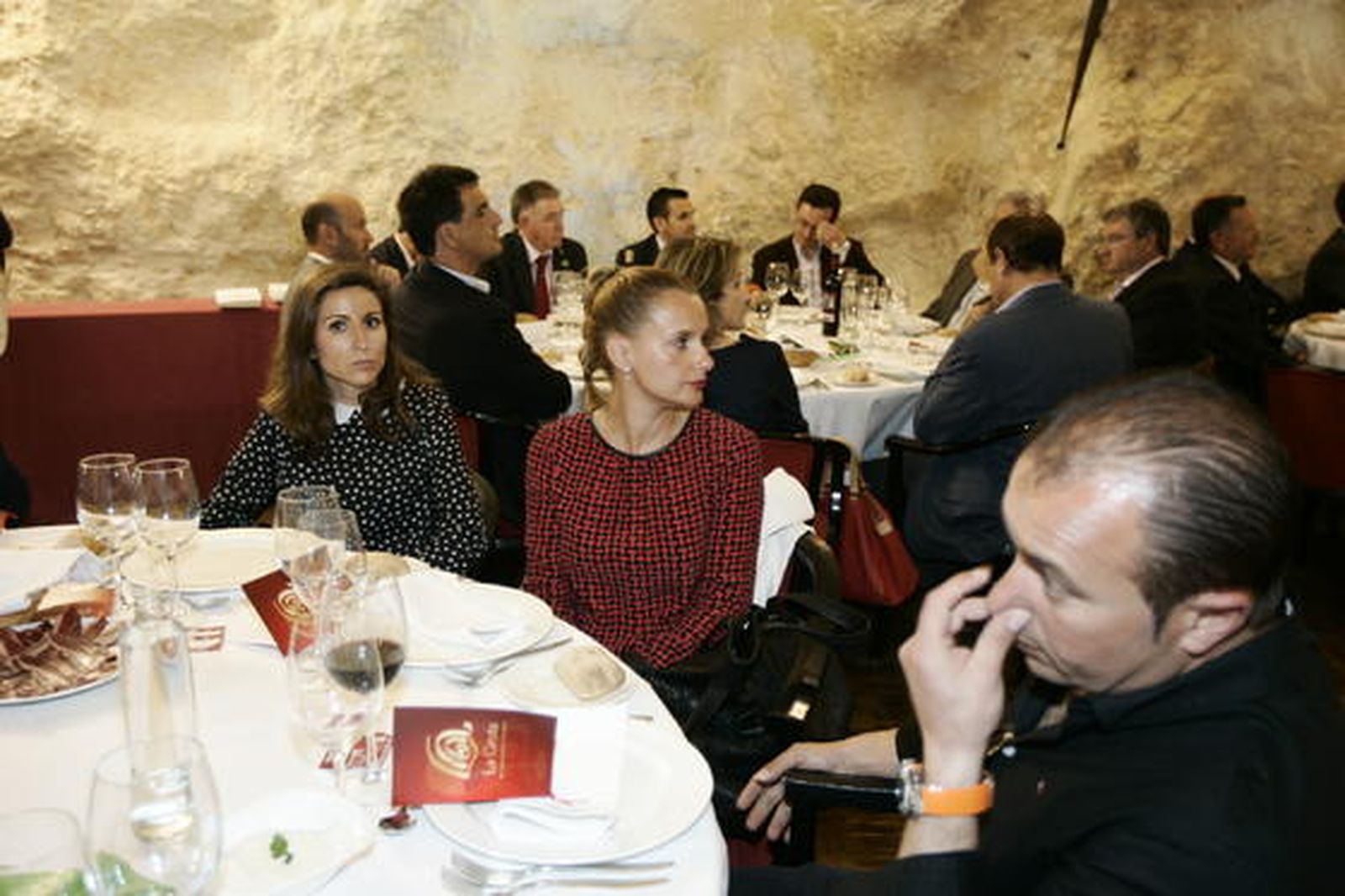 Belén Muñoz (Popular Banca), Ana Romera y Juan Ángel Noguera (Almendras Noguera)

Foto: Javier Alonso