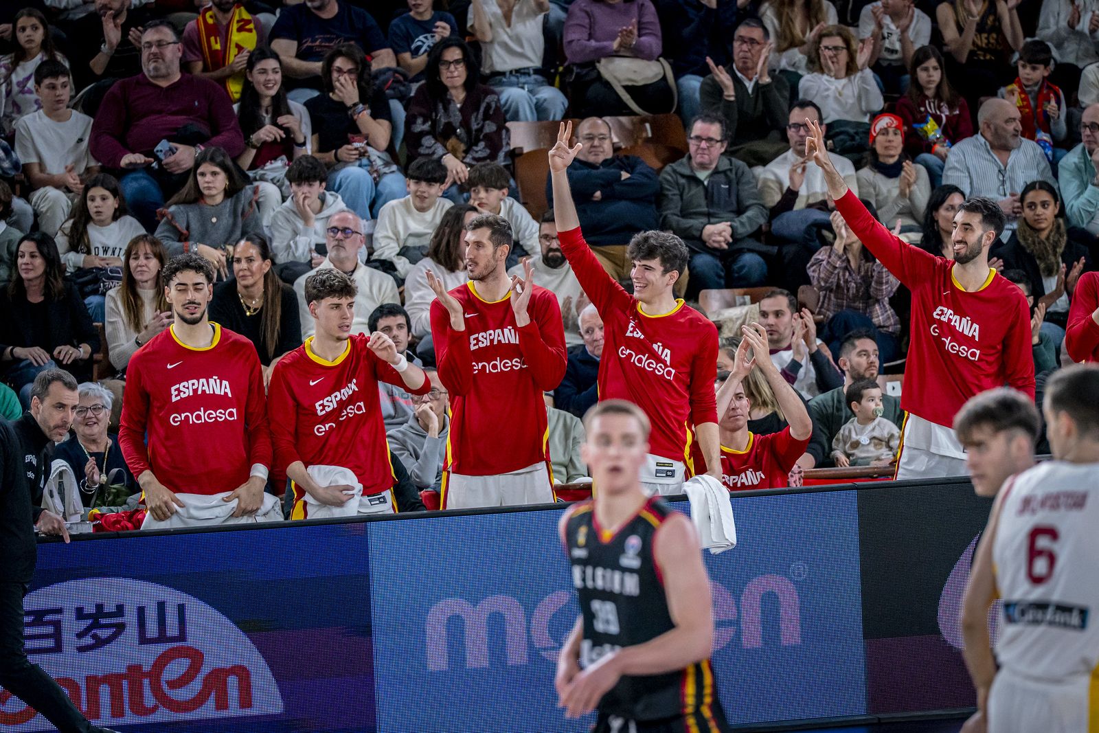 Mario Saint-Supéry y Rubén Guerrero ayudan al triunfo de España ante Bélgica