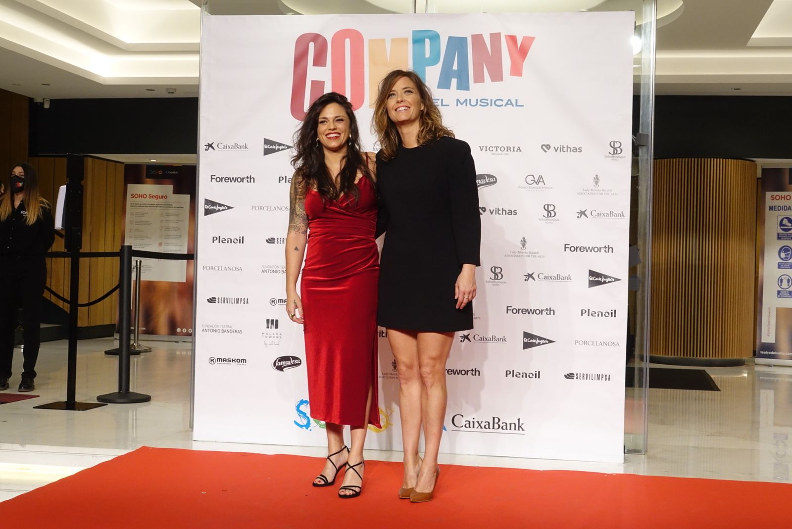 Las fotos de la alfombra roja por el estreno de 'Company' con Banderas en el Teatro del Soho