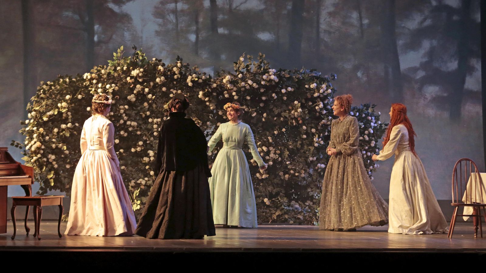 Un instante de la representación de 'Mujercitas'