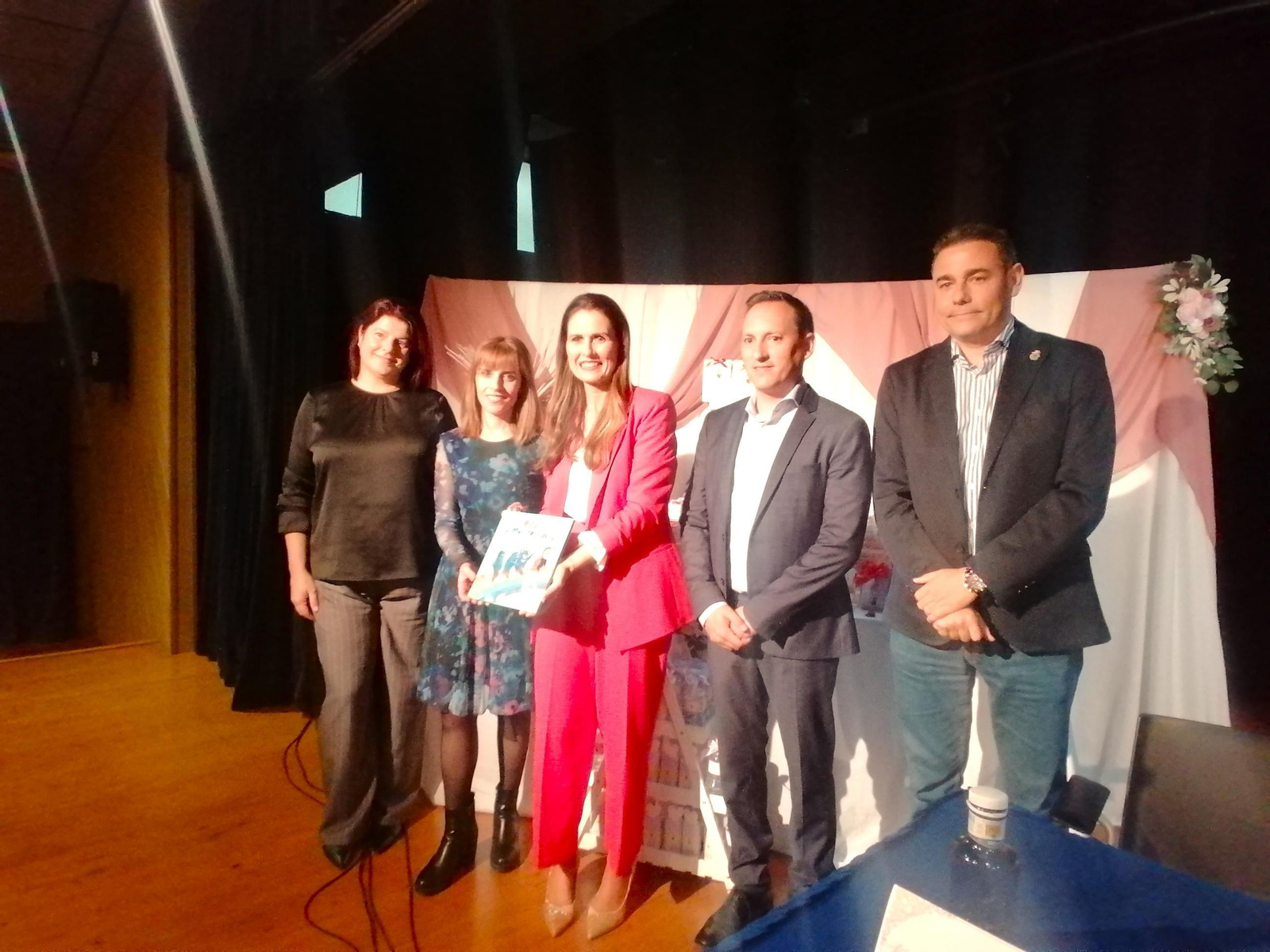 d.a. Ingrid Marín, Mariquina Ramos, Virginia Lérida, José Manuel Aguilar y el concejal Daniel Salcedo.