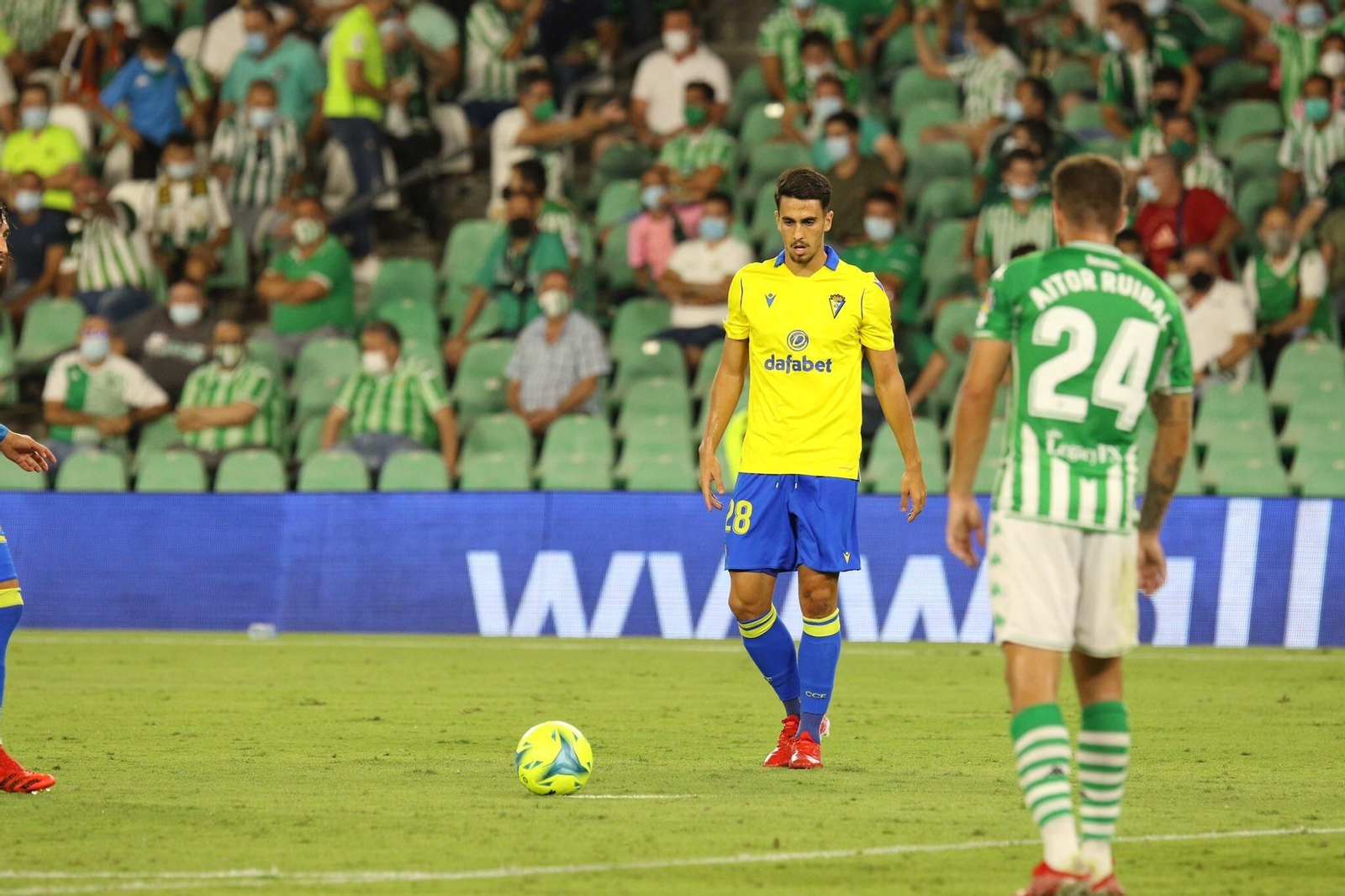 Martín Calderón en el partido contra el Betis.