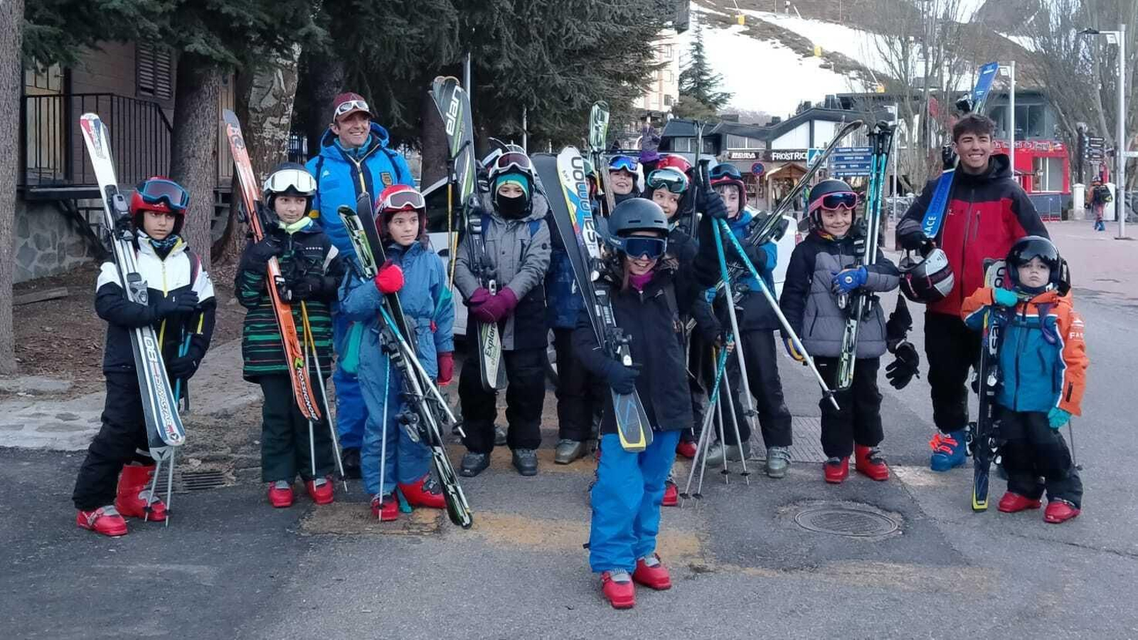 Los escolares de Monachil podrán disfrutar de Sierra Nevada. Los escolares de Monachil podrán disfrutar de Sierra Nevada.
