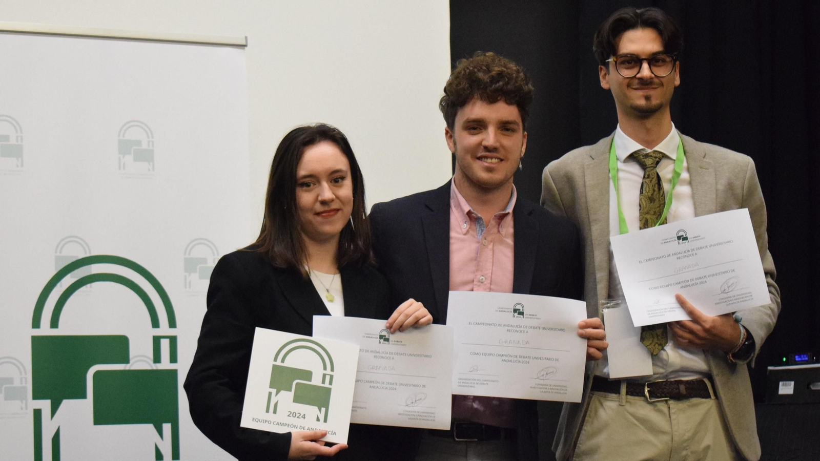 María Valero, Marco Antonio Ruiz y Víctor Ranco, campeones de Andalucía de debate universitario 2024