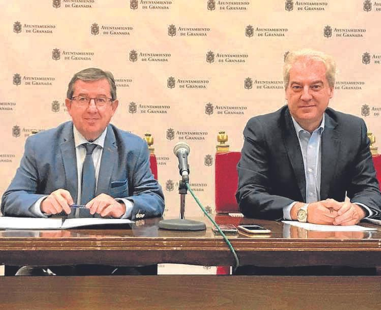 Luis González (PP) y José Antonio Huertas (Cs), concejales de Economía y Hacienda.
