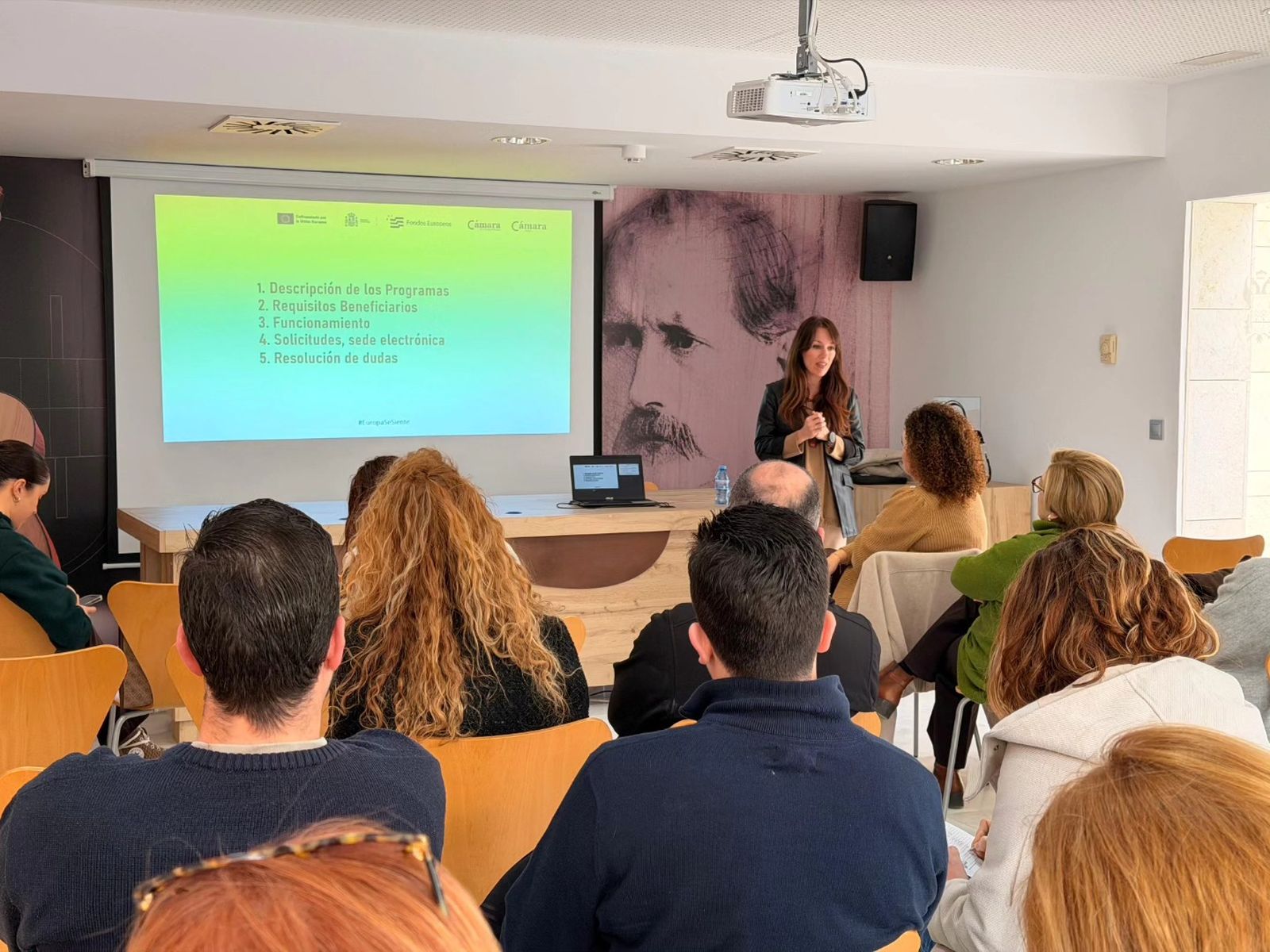 Jornada de presentación de las ayudas en Vera.