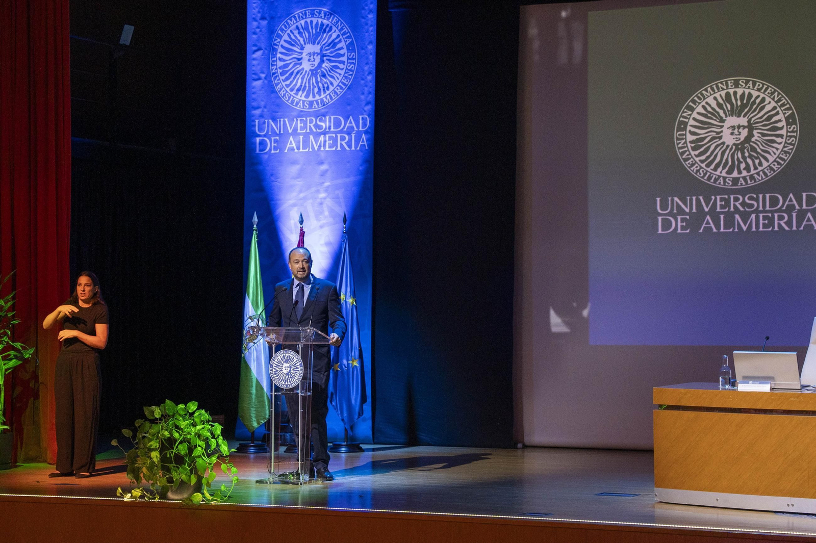 Acto académico de apertura del curso 2025-2026 en la UAL