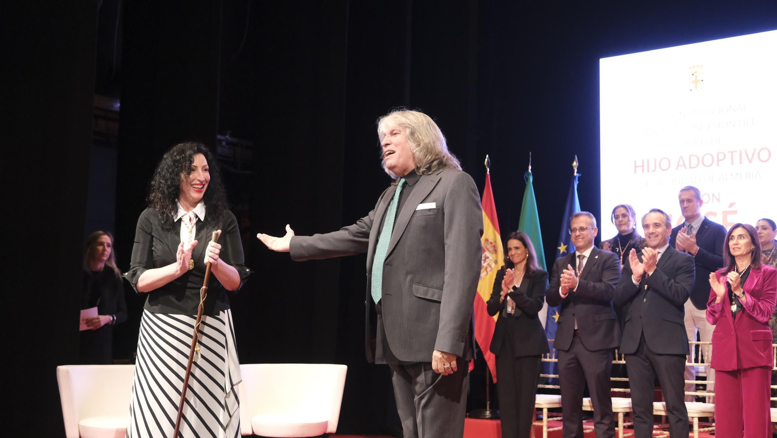 El cantaor José Mercé ya es Hijo Adoptivo de la Ciudad de Almería, en imágenes