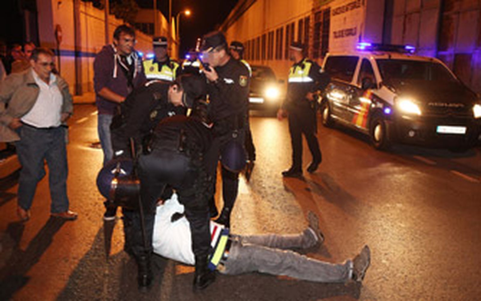 Sufi-Cointer condena "coacciones" a empleados en el inicio de la huelga