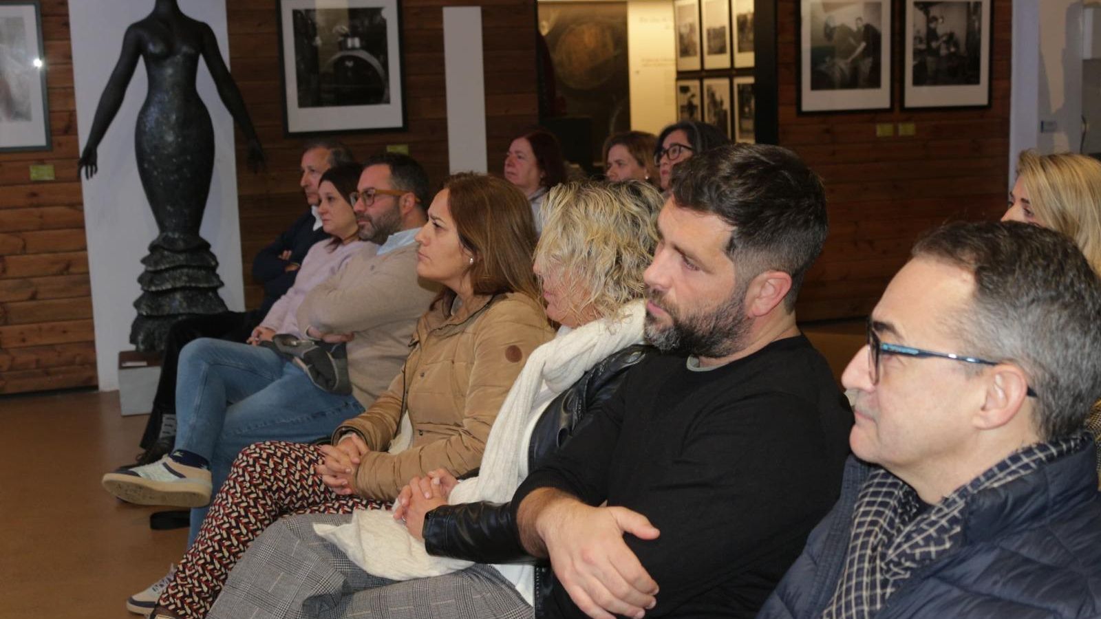 Miembros del Equipo de Gobierno, en la rueda de prensa celebrada en el Centro del Vino y la Sal.